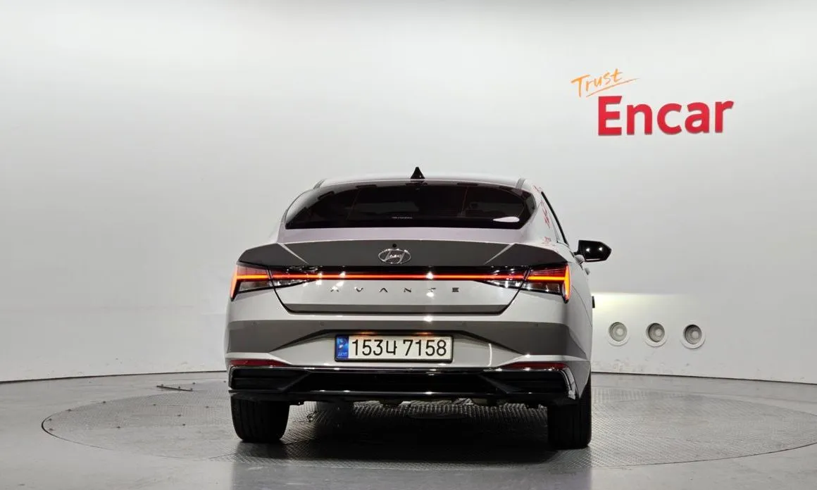 Hyundai AVANTE 2021 из KR, фото 2