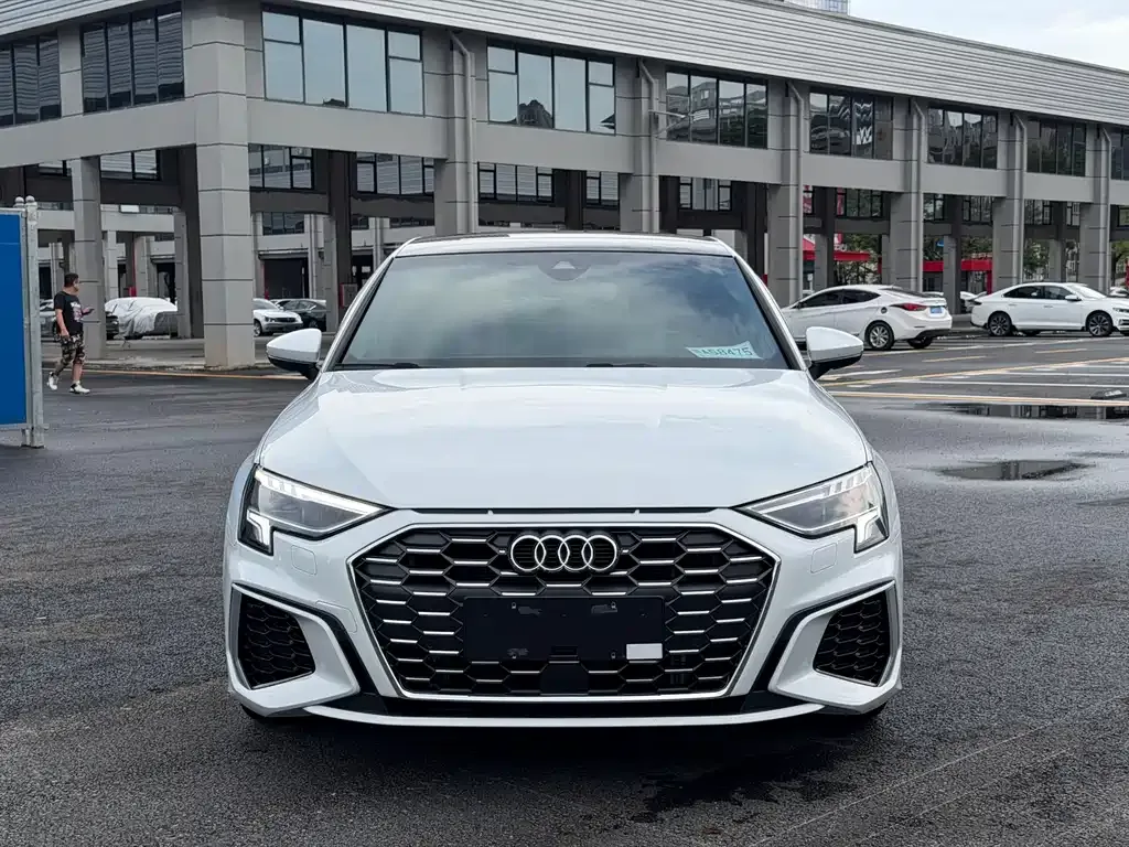 Audi A3 — фото 9