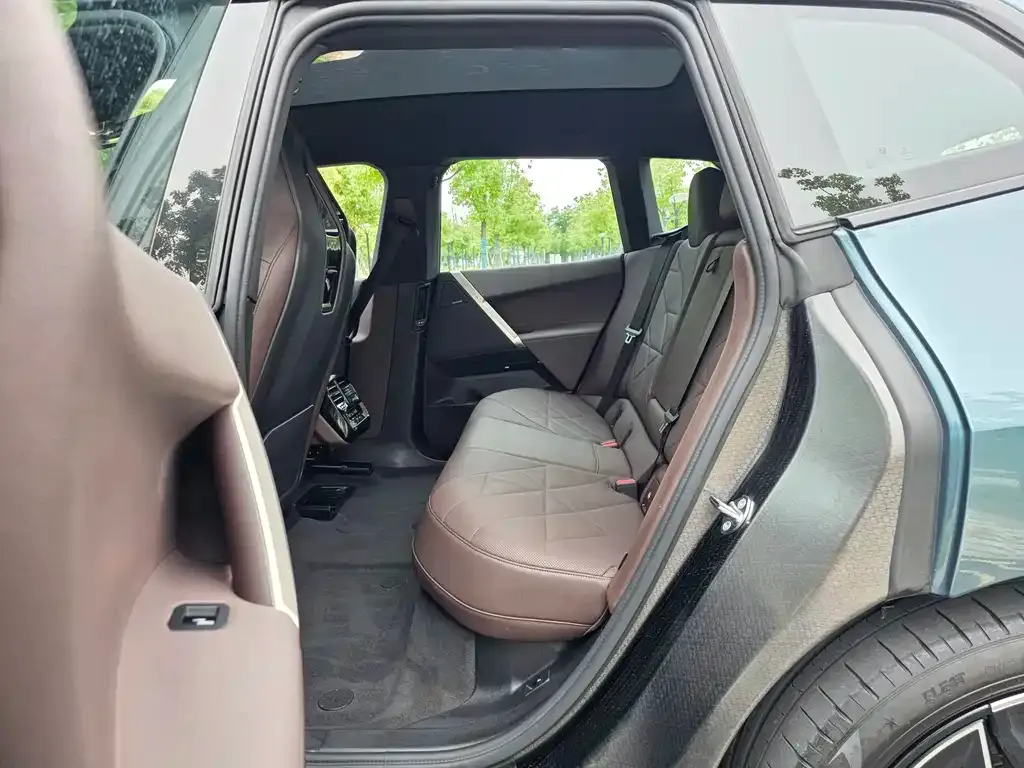 BMW iX 2022 из CN, фото 4