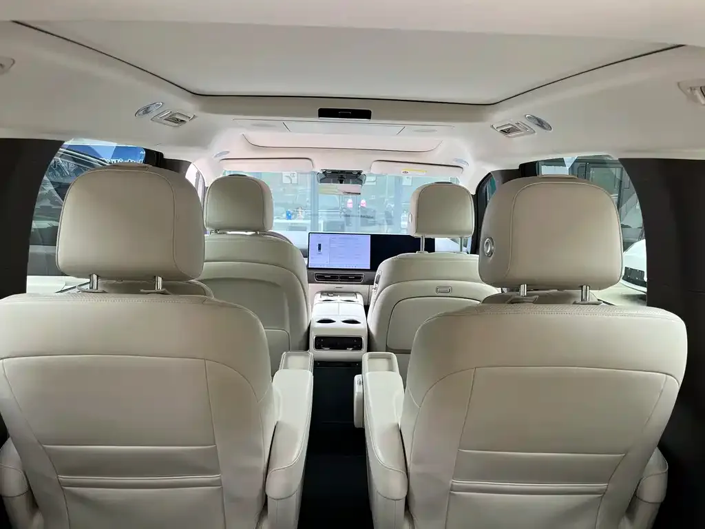 Li Auto MEGA 2024 из CN, фото 2