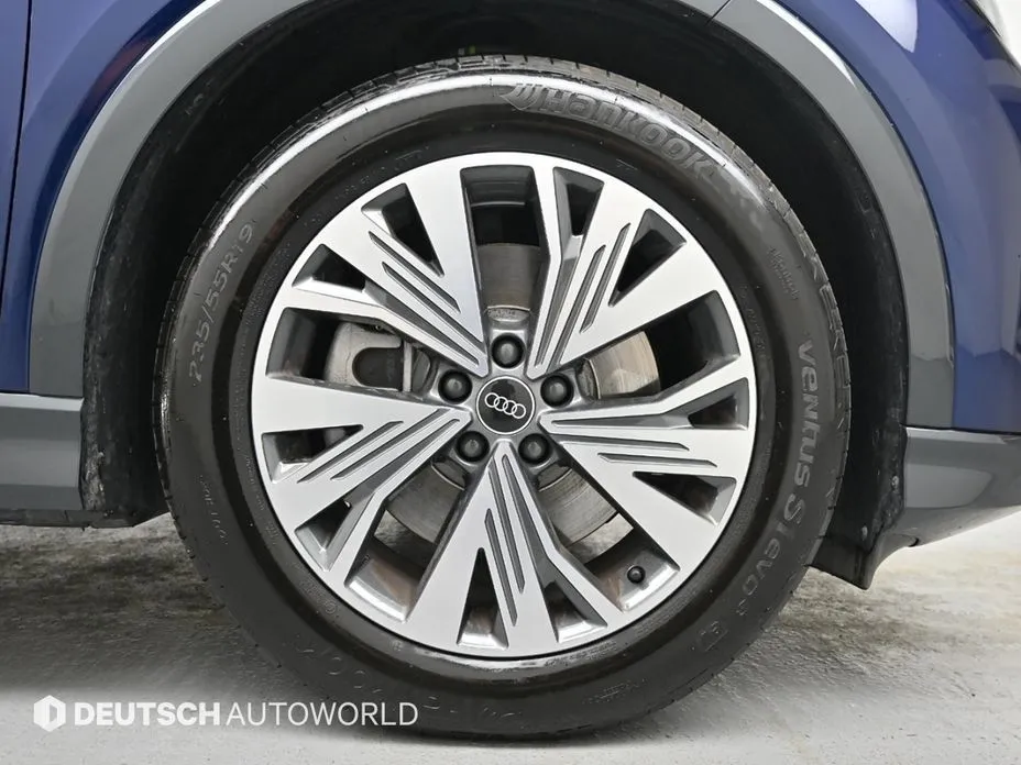 Audi Q4 e-tron 2025 из KR, фото 8