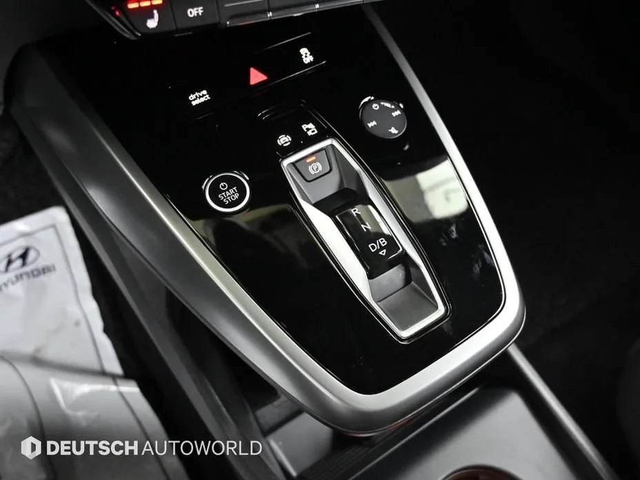 Audi Q4 e-tron 2025 из KR, фото 4