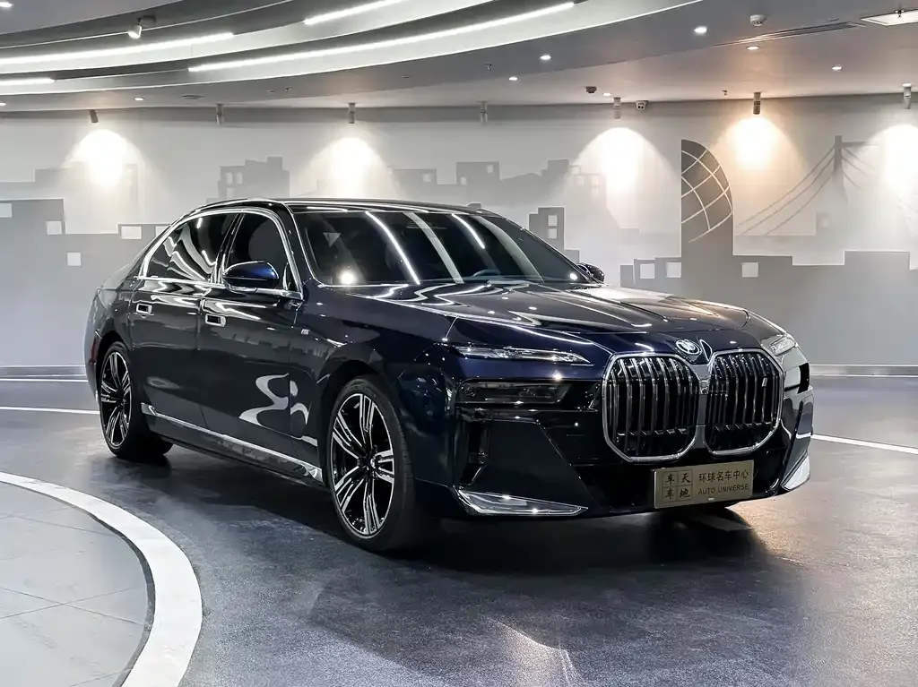 BMW i7 2023 из CN, фото 8