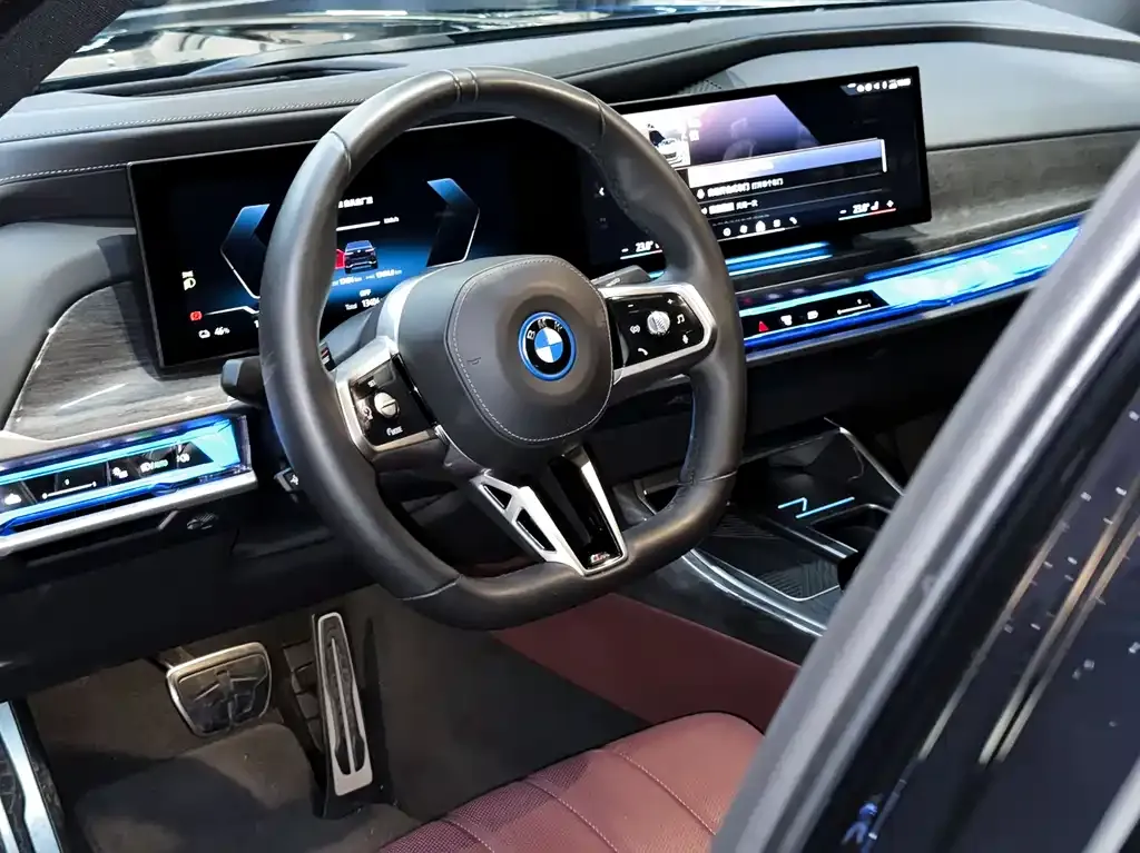 BMW i7 2023 из CN, фото 3