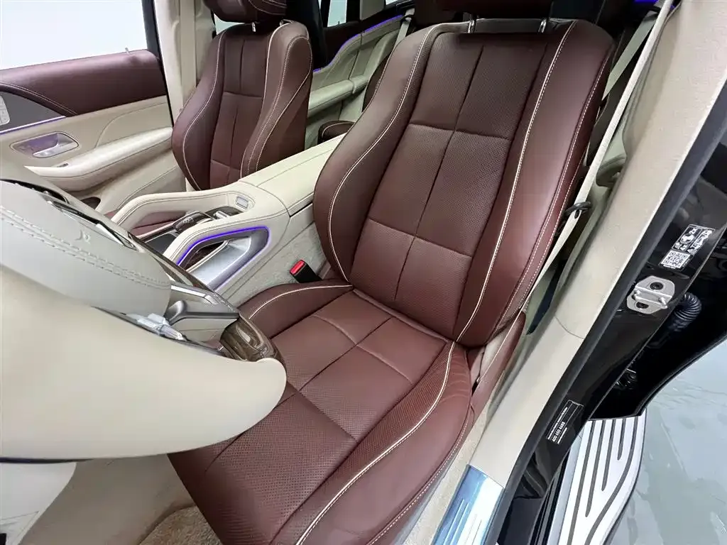Mercedes-Benz GLS — фото 10