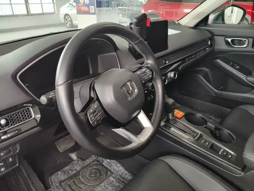 Honda Civic — фото 8
