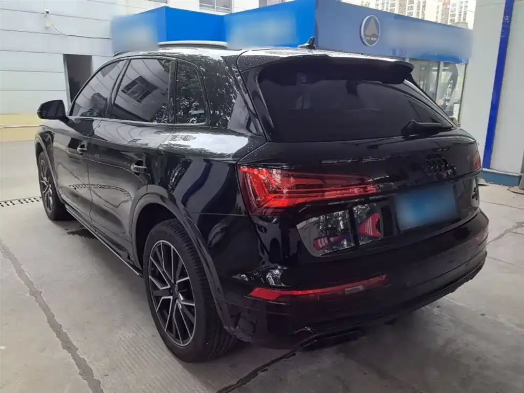 Audi Q5L 2024 из CN, фото 3
