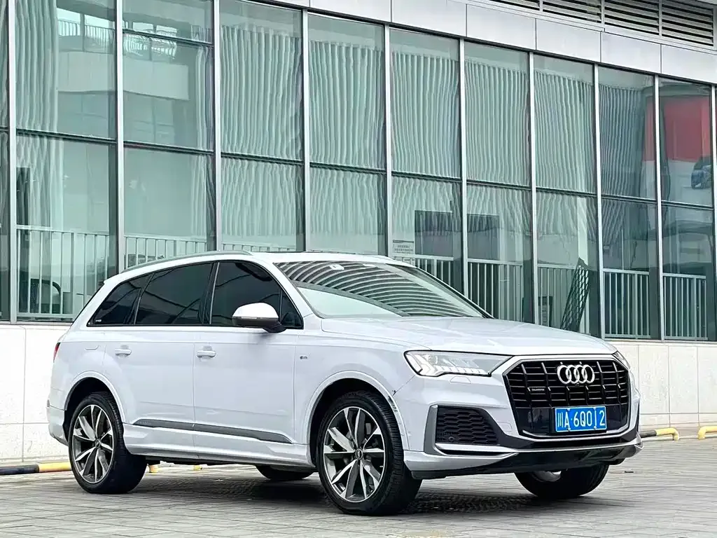 Audi Q7 — фото 2
