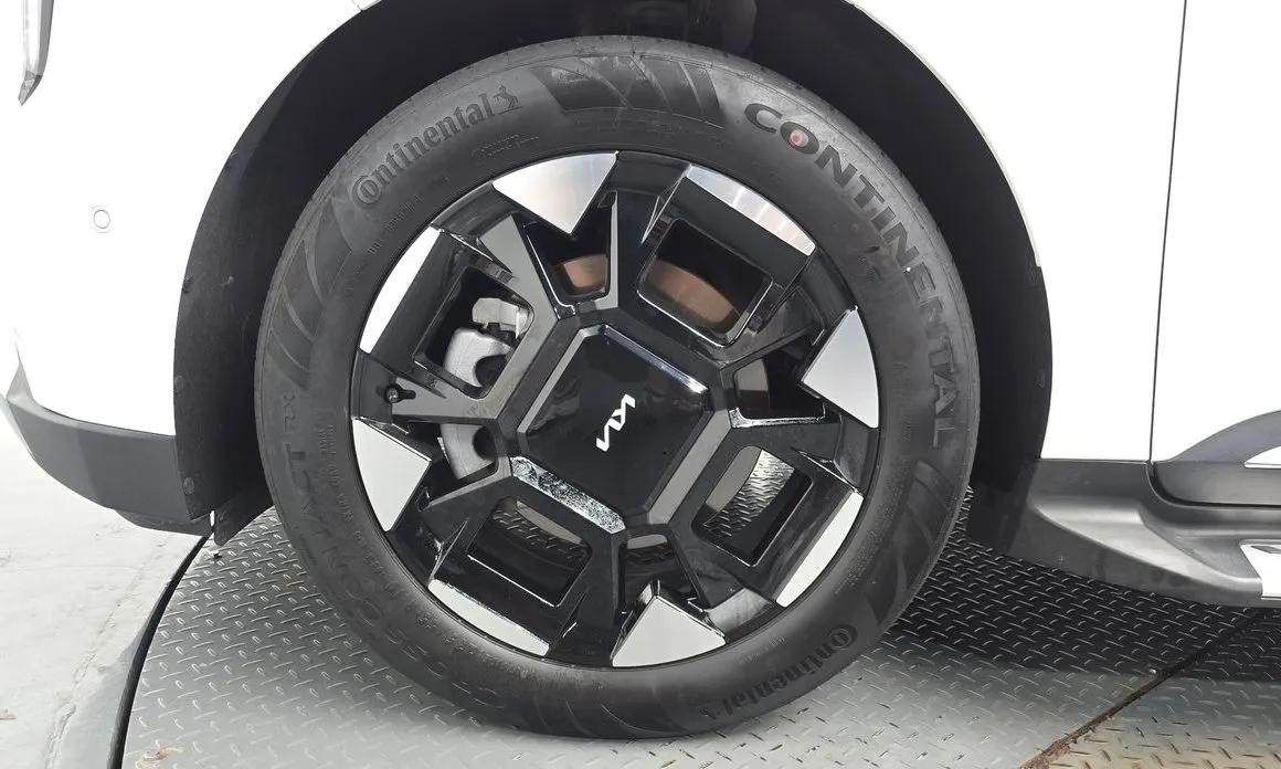 Kia Carnival 2025 из KR, фото 7
