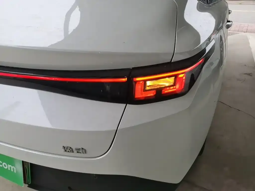 Changan Eado PHEV 2026 из CN, фото 2