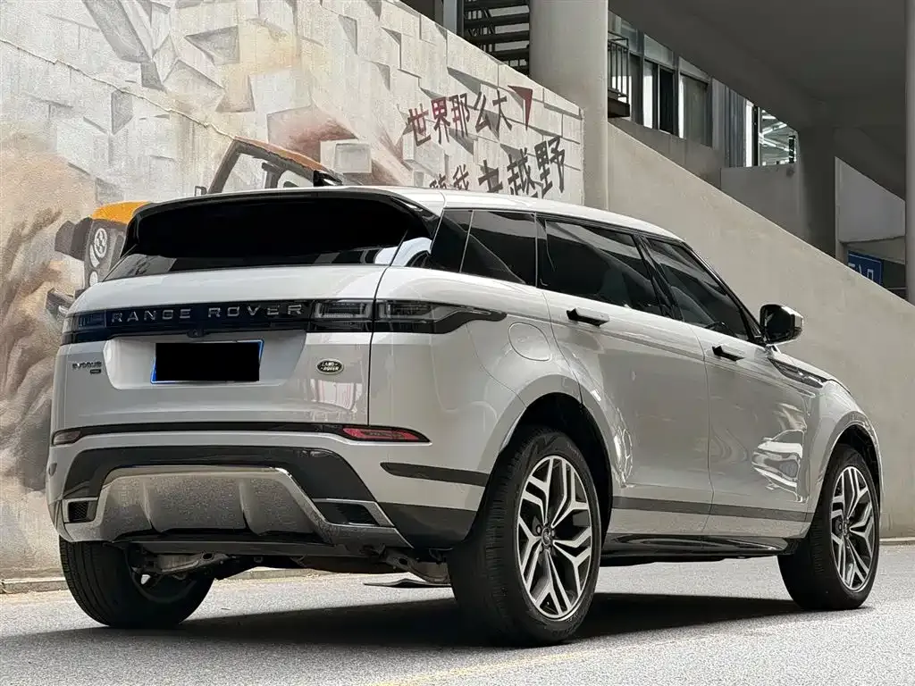 Land Rover Evoque — фото 8