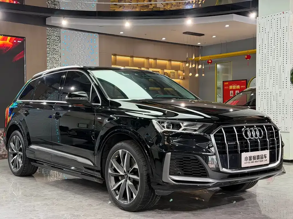 Audi Q7 — фото 5
