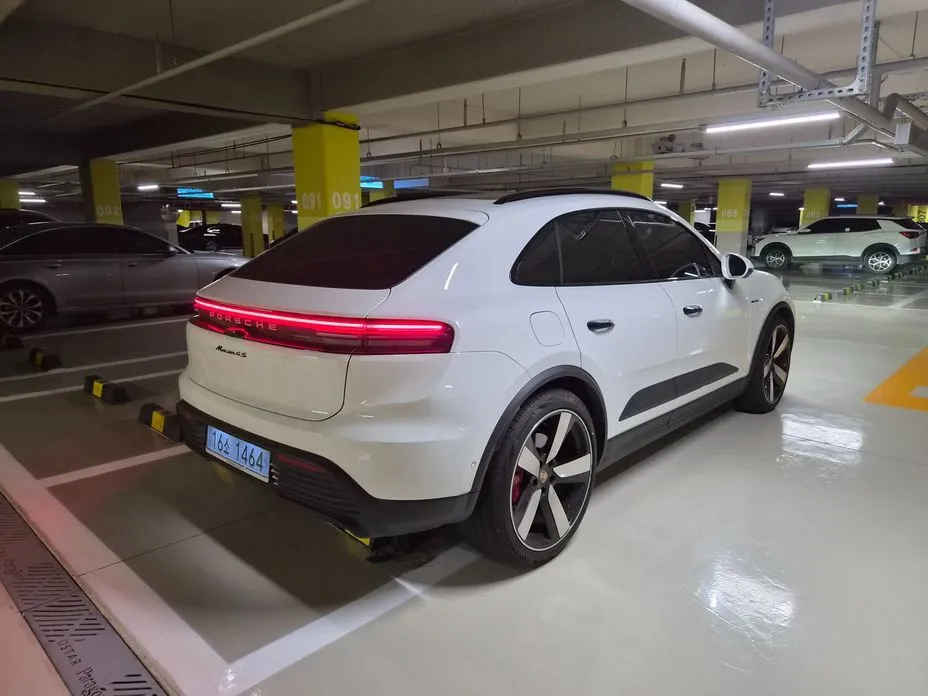 Porsche Macan 2025 из KR, фото 8