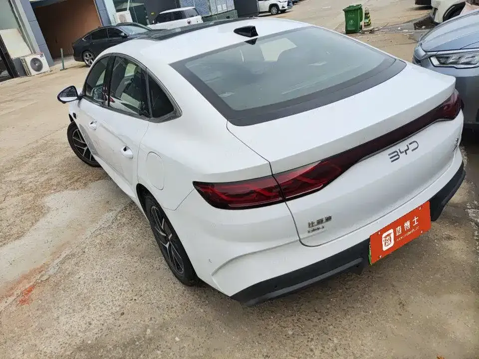 BYD Qin L — фото 4