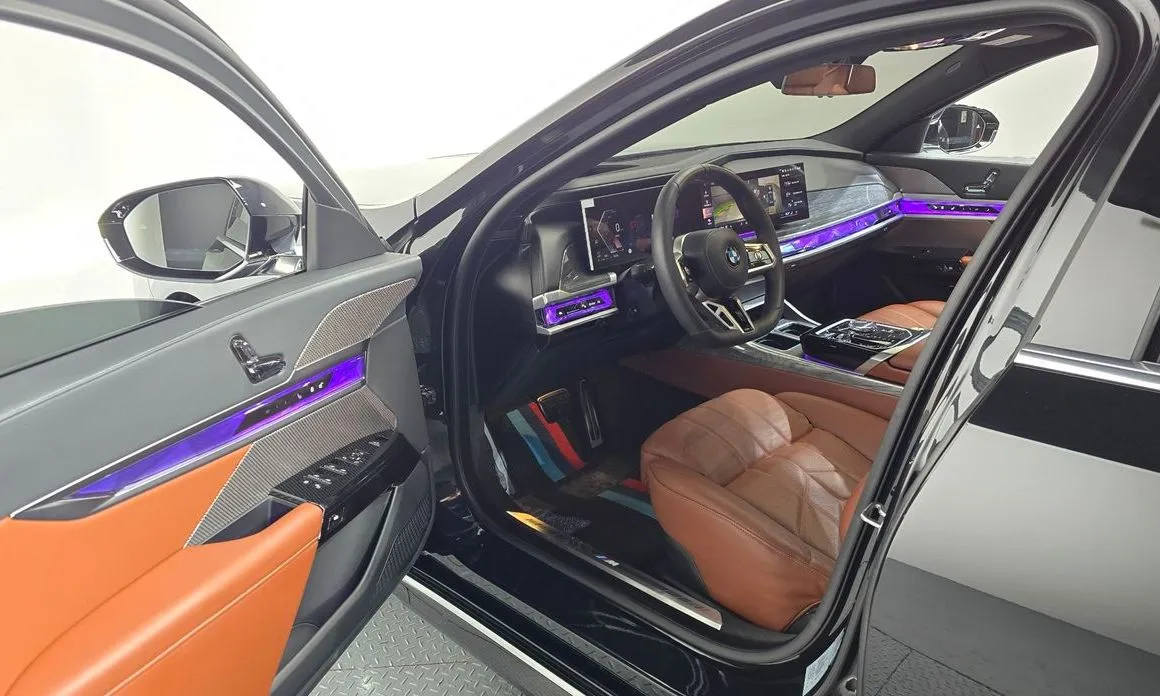 BMW 7-Series 2024 из KR, фото 10