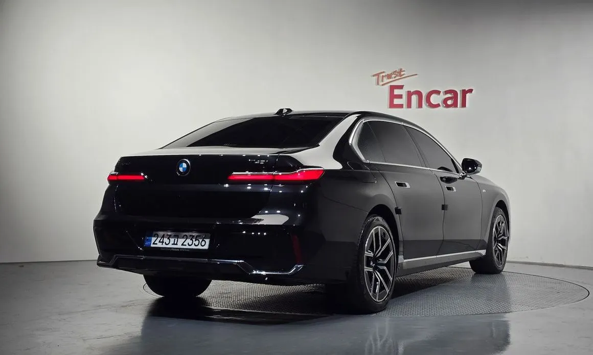 BMW 7-Series 2024 из KR, фото 6