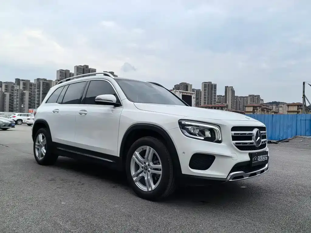 Mercedes-Benz GLB — фото 3
