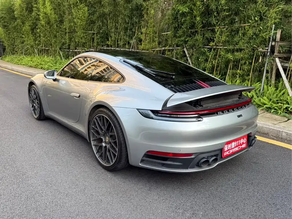 Porsche 911 2021 из CN, фото 5