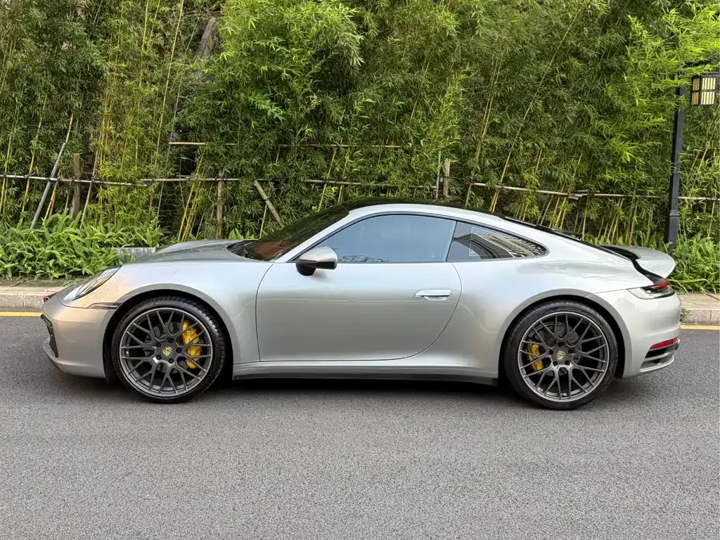 Porsche 911 2021 из CN, фото 8
