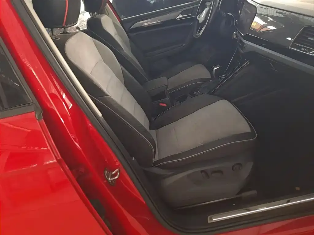 Volkswagen Tayron X 2021 из CN, фото 2