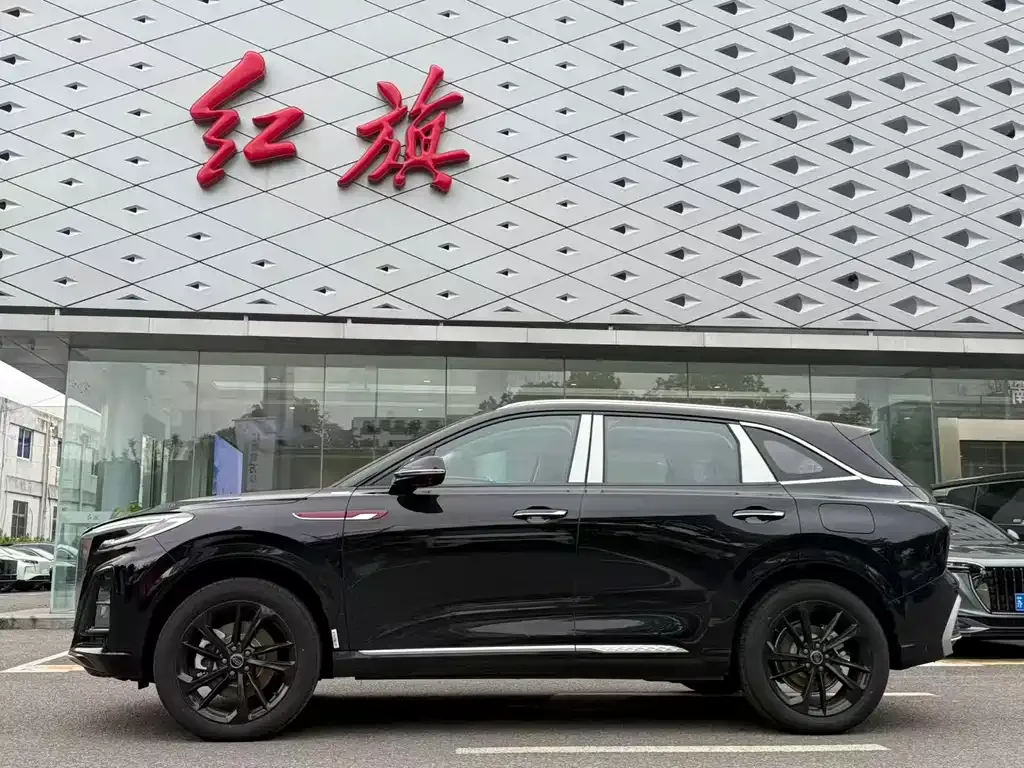 Hongqi HS3 PHEV — фото 6
