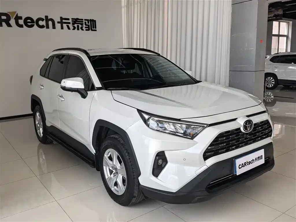 Toyota RAV4 2024 из CN, фото 6