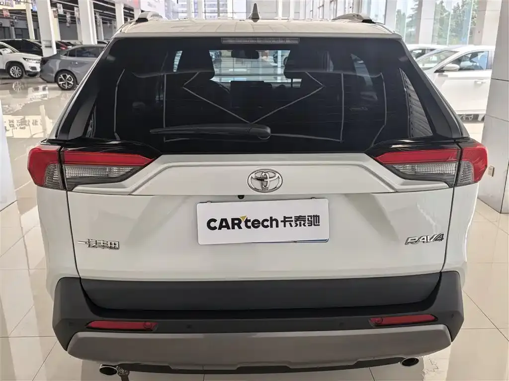 Toyota RAV4 2024 из CN, фото 7