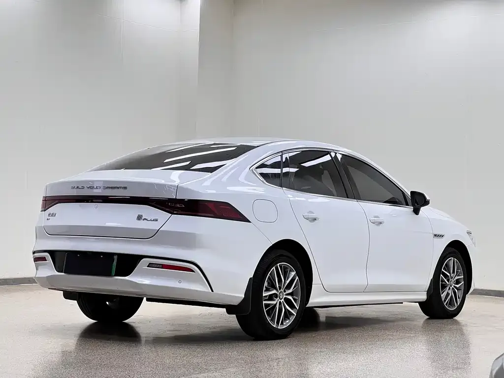 BYD Qin PLUS 2023 из CN, фото 10