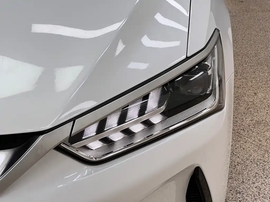 BYD Qin PLUS 2023 из CN, фото 2