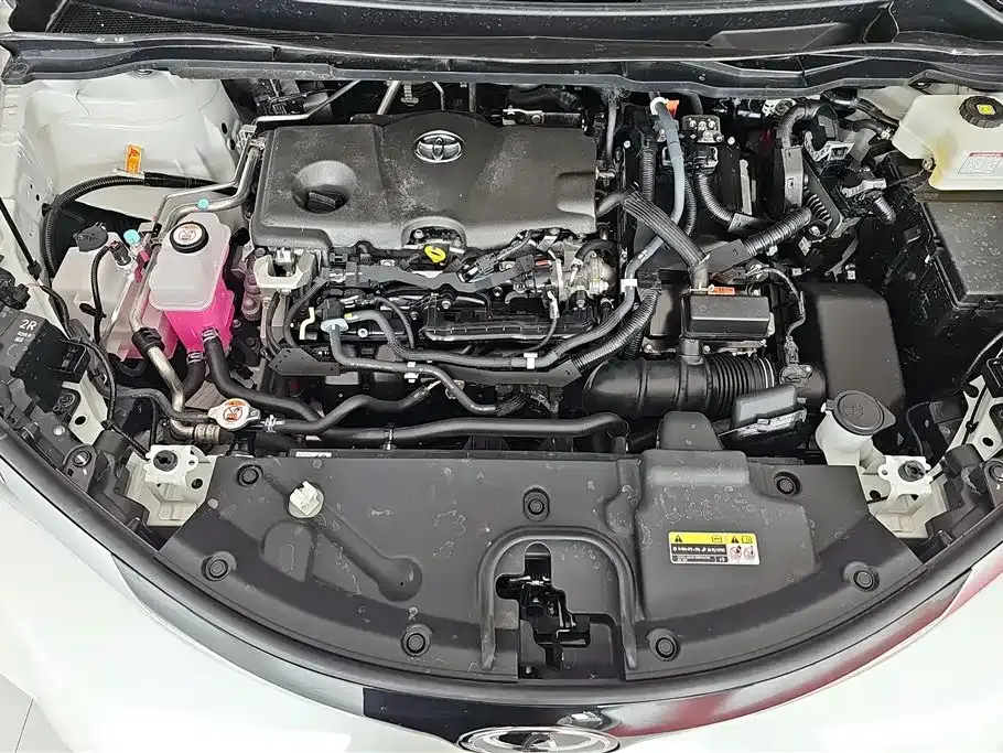 Toyota Granvia — фото 7
