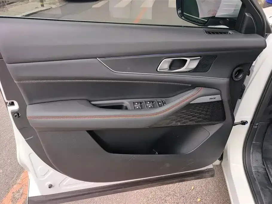 Changan UNI-K 2022 из CN, фото 6