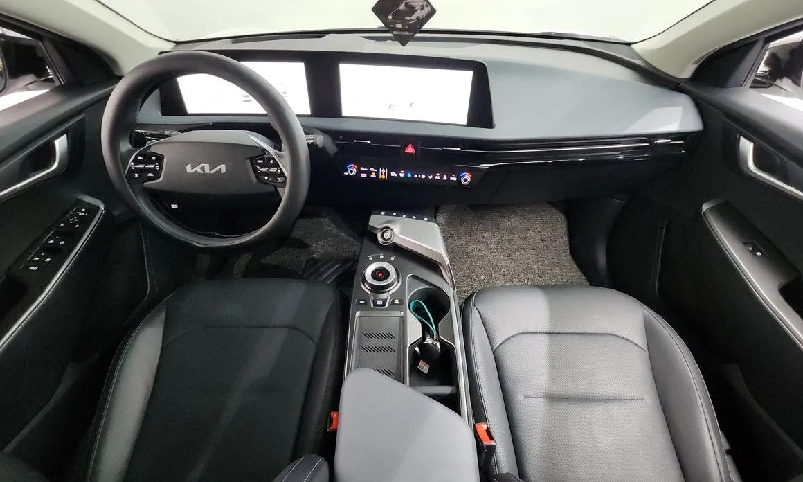 Kia EV6 2023 из KR, фото 7