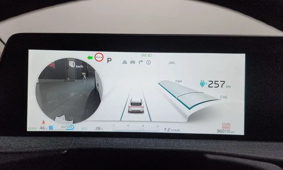 Kia EV6 2023 из KR, фото 4