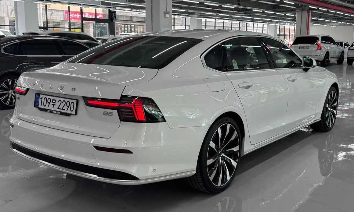 Volvo S90 — фото 6