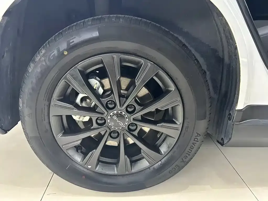 BYD e7 2025 из CN, фото 9