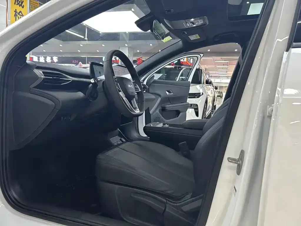 BYD e7 2025 из CN, фото 7