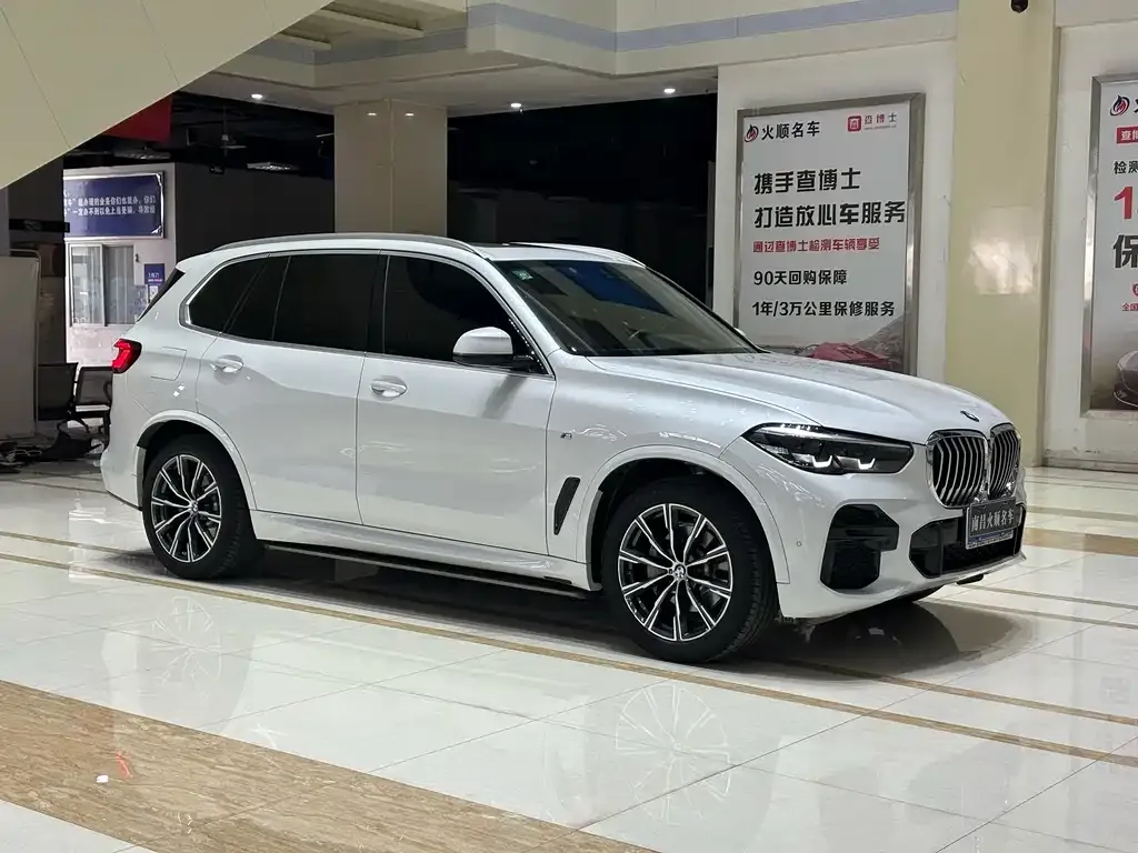 BMW X5 (Import) — фото 8