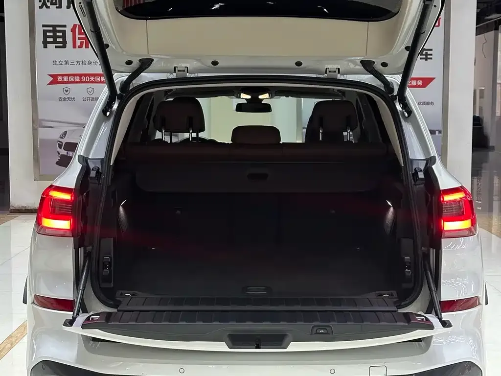 BMW X5 (Import) — фото 7