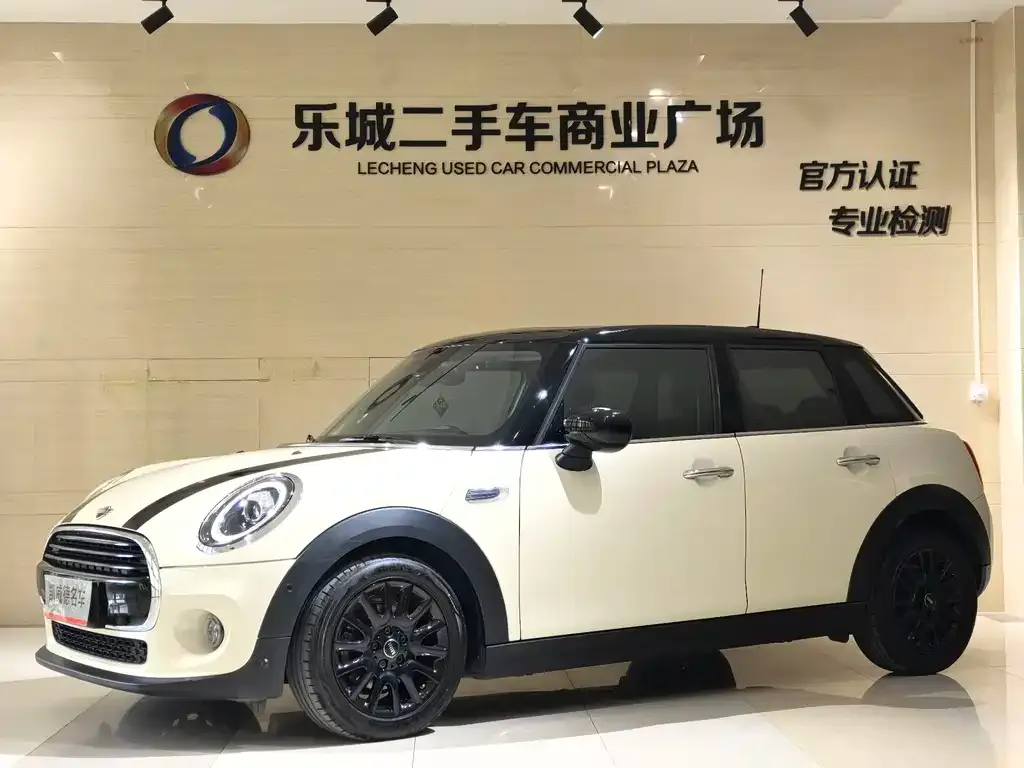 MINI Cooper (3-door) — фото 1