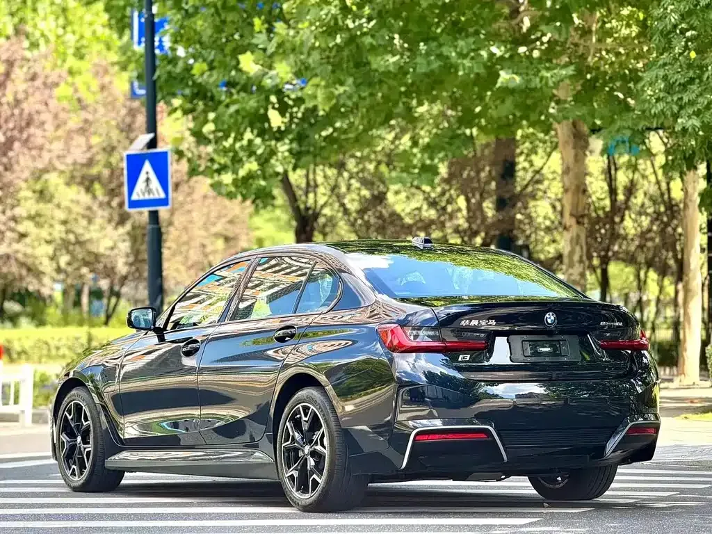 BMW i3 2024 из CN, фото 6