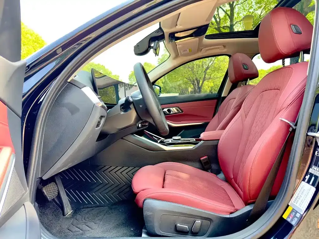 BMW i3 2024 из CN, фото 2