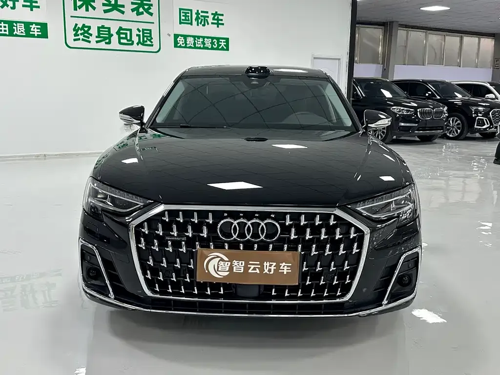 Audi A8 — фото 3