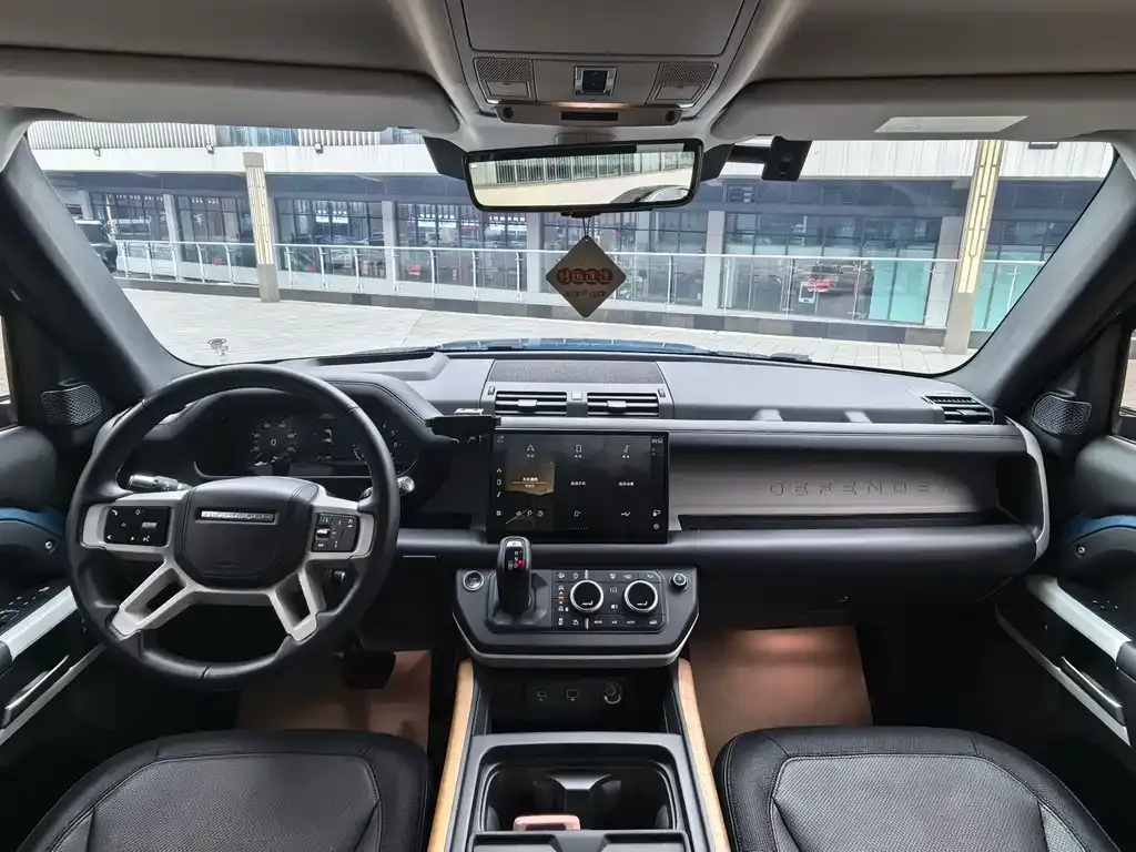 Land Rover Defender — фото 9