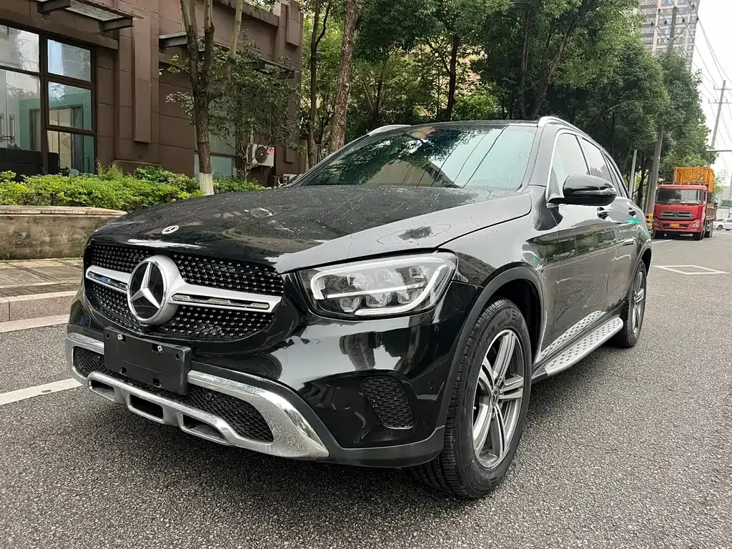 Mercedes-Benz GLC — фото 1