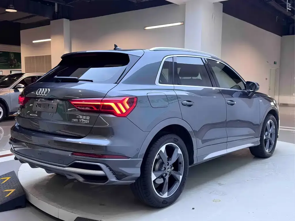 Audi Q3 — фото 5