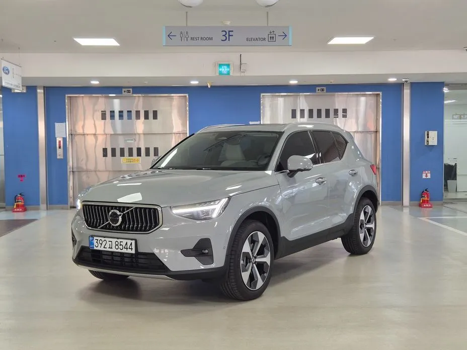 Volvo XC40 2026 из KR, фото 1