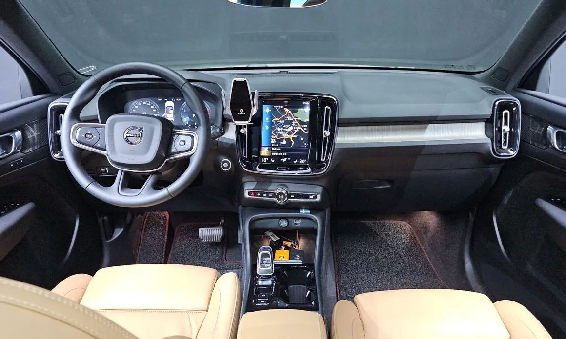 Volvo XC40 2022 из KR, фото 9