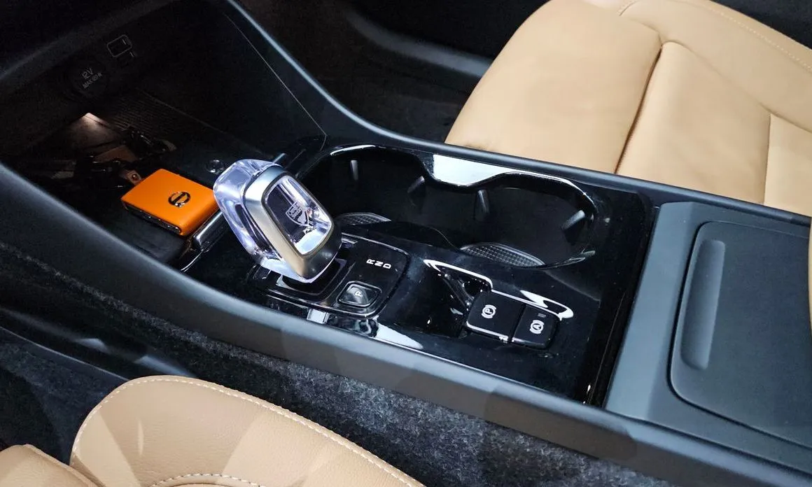 Volvo XC40 2022 из KR, фото 10