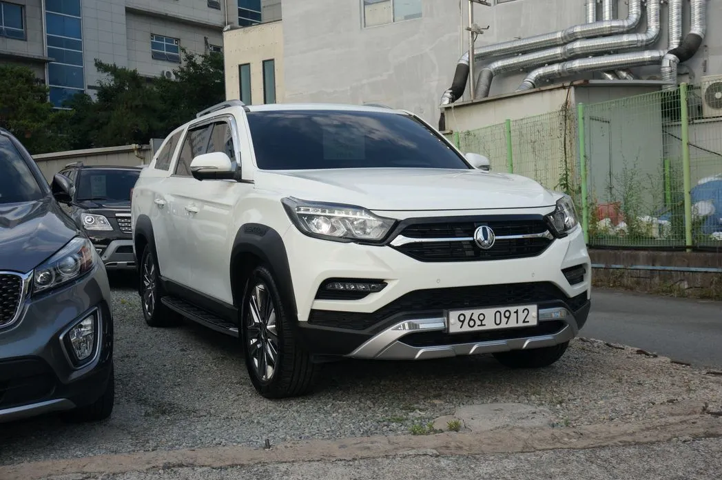 KG Mobility (Ssangyong) Rexton — фото 9