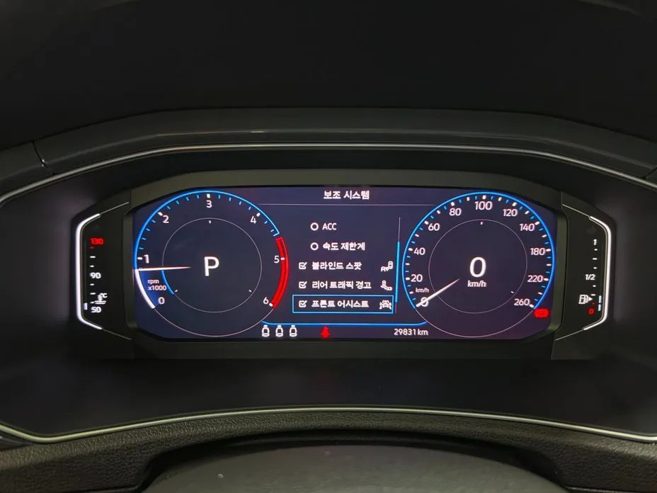 Volkswagen T-Roc 2021 из KR, фото 3